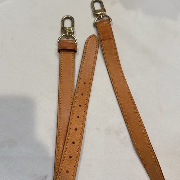 Authentic Louis Vuitton Keepal Bandolier bag strap with rubber shoulder pad - Picture 10 of 13